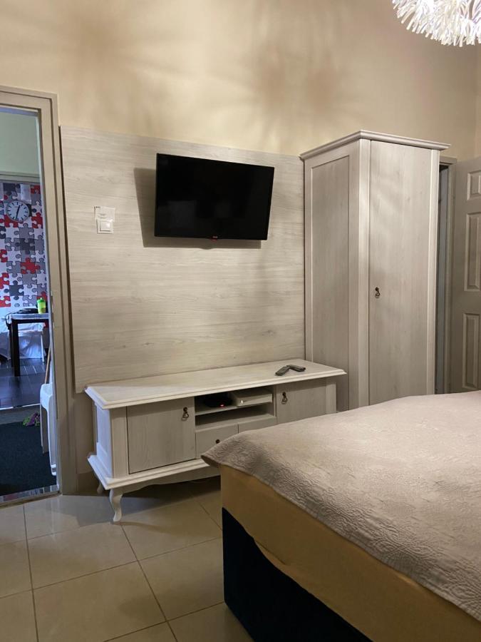 Appartement Senorita à Miskolc Extérieur photo