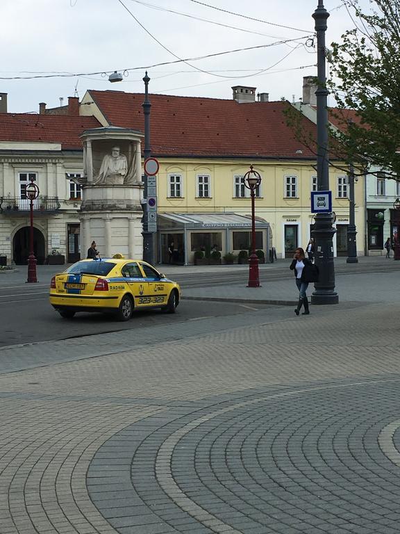 Appartement Senorita à Miskolc Extérieur photo